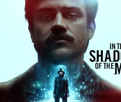 In the Shadow of the Moon (2019)